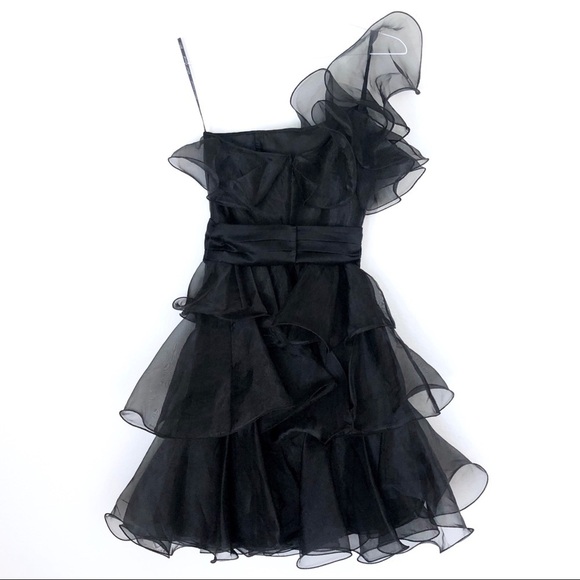 BETSEY JOHNSON Asymmetrical One Shoulder DRESS - Picture 5 of 9